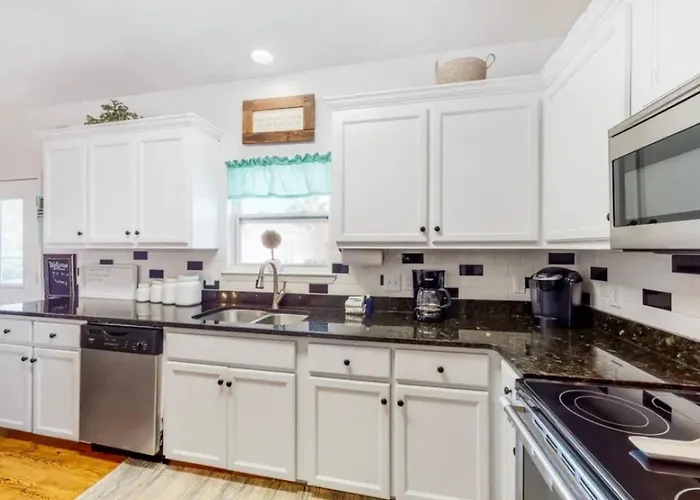 4014 Family Friendly 2 Pools Duplex