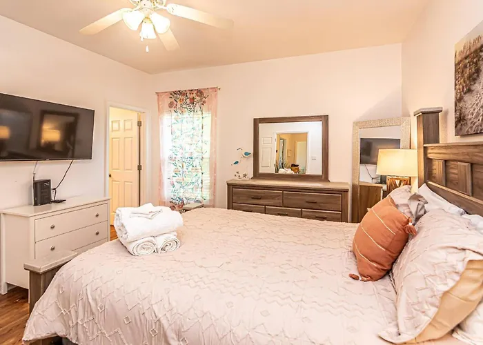 4014 Family Friendly 2 Pools Duplex * Gulf Shores
